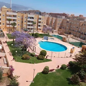 Roquetas De Mar, Apartamento, 2 Dormitorios, Urbanización Salinas, Cerca De La Playa, De Restaurantes Y Bares De Tapas Apartamento