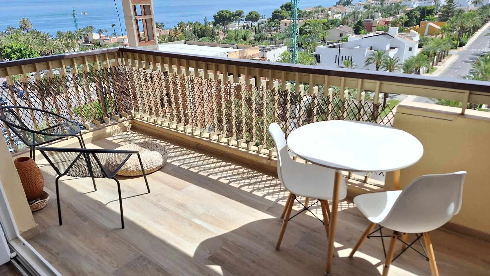 Apartamento Aguadulce Playa Roquetas de Mar Spain